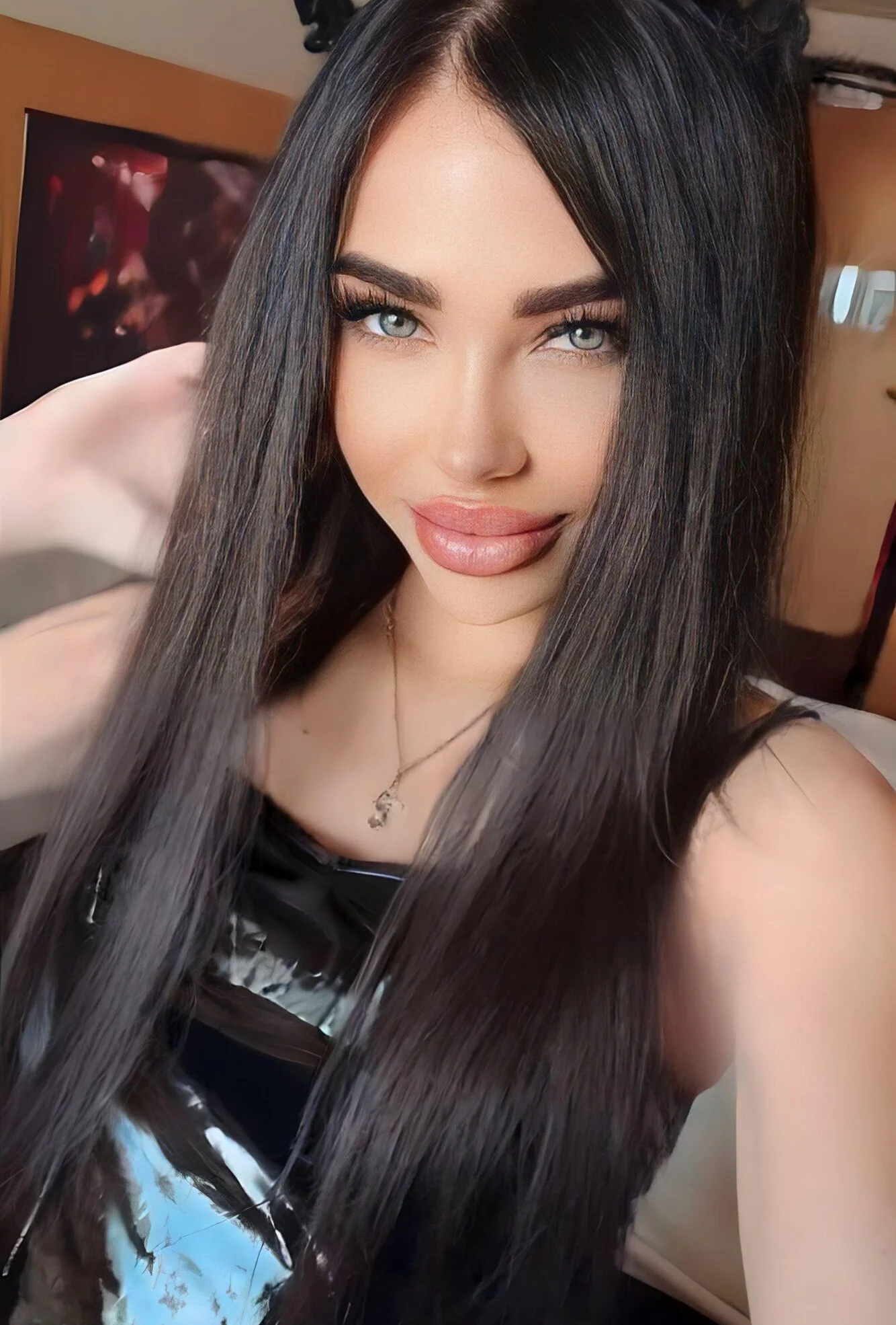 Kolkata Independent Escorts college girl for hetls service also